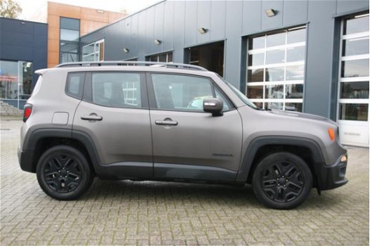 Jeep Renegade - 1.4 MultiAir Night Eagle 