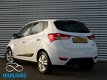 Hyundai ix20 - 1.4i blue 90pk. I-DRIVE. NAVI. PDC. CAMERA - 1 - Thumbnail