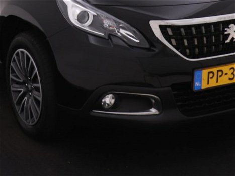 Peugeot 2008 - 1.2 PureTech Active *AUTOMAAT*PANORAMADAK*38.693km*NAVIGATIE* | NEFKENS DEAL | - 1