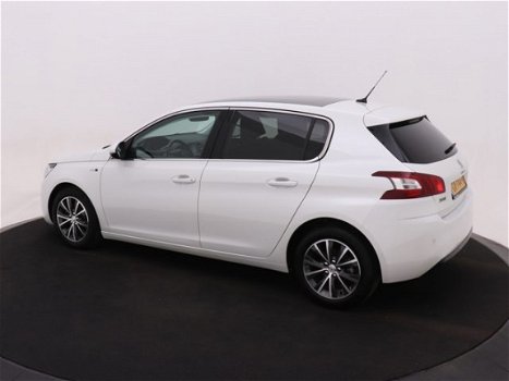 Peugeot 308 - 1.2 PureTech Style *AUTOMAAT*PANORAMADAK*NAVI*PDC*LMW* | NEFKENS DEAL | - 1