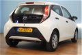 Toyota Aygo - 1.0 VVT-i x-Fun 5 deurs AIRCO DEALER OH - 1 - Thumbnail