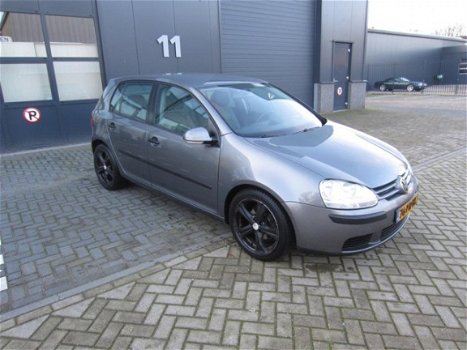 Volkswagen Golf - 2.0 SDI Trendline 2004 Airco VERSTUIVER DEFECT - 1