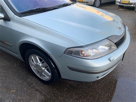 Renault Laguna - 3.0-24V V6 Privilège - 1