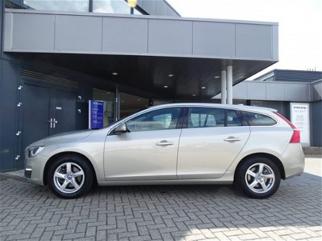 Volvo V60 - D2 Nordic+ Navi Xenon Standkachel OnCall - 1