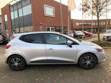 Renault Clio - 1.5 dCi ECO Expression Navigatie, Trekhaak, Cruise Control, Airco