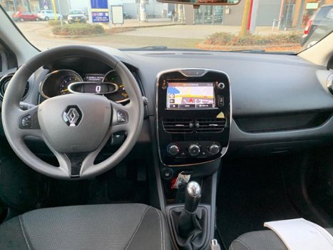 Renault Clio - 1.5 dCi ECO Expression Navigatie, Trekhaak, Cruise Control, Airco - 1