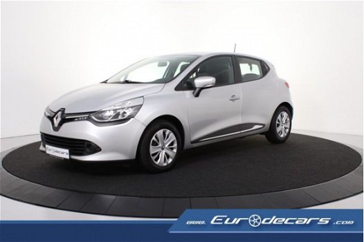 Renault Clio - 1.5 dCi *Navigatie*Pdc*1ste Eigenaar - 1