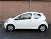 Toyota Aygo - 1.0-12V Now |centrale deurvergrendeling|elektrische ramen| - 1 - Thumbnail