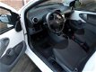 Toyota Aygo - 1.0-12V Now |centrale deurvergrendeling|elektrische ramen| - 1 - Thumbnail