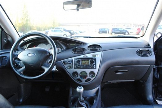 Ford Focus - 1.6-16V Futura LEDER, AIRCO, APK - 1