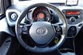 Toyota Aygo - 1.0 VVT-i 5drs x-play | AIRCO | CRUISE CONTROL | - 1 - Thumbnail