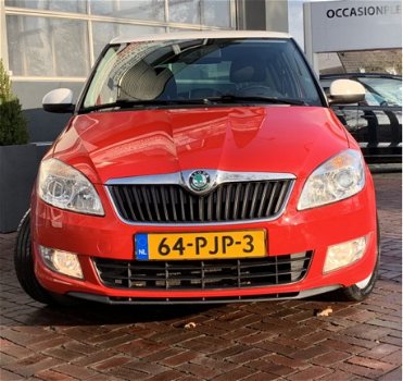 Skoda Fabia - 1.2 TSI Dynamic automaat, navigatie systeem, cruise control, elektrische ramen Trekhaa - 1