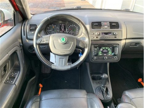 Skoda Fabia - 1.2 TSI Dynamic automaat, navigatie systeem, cruise control, elektrische ramen Trekhaa - 1