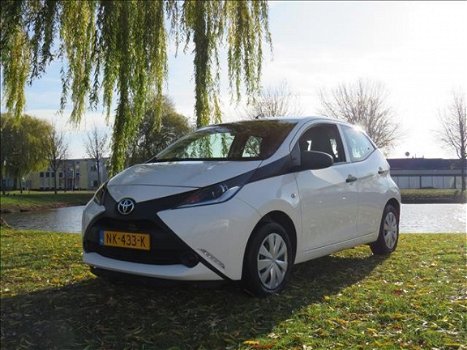 Toyota Aygo - 1.0 VVT-i x 2017 51000km 5-DEURS DEALER ONDERHOUDEN *BOVAG - 1