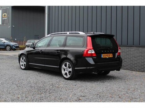 Volvo V70 - R-Edition 2.0T 203pk AUT. R-DESIGN + NAVI + LEDER - 1