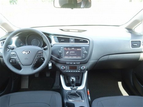 Kia cee'd Sportswagon - 1.0 T-GDI DESIGN EDITION NAVIGATOR RIJKLAAR - 1