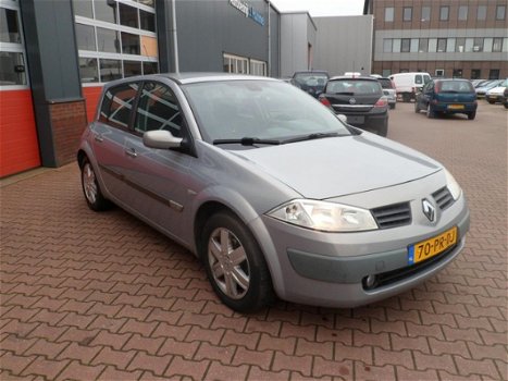 Renault Mégane - 1.6-16V Authentique Comfort - 1