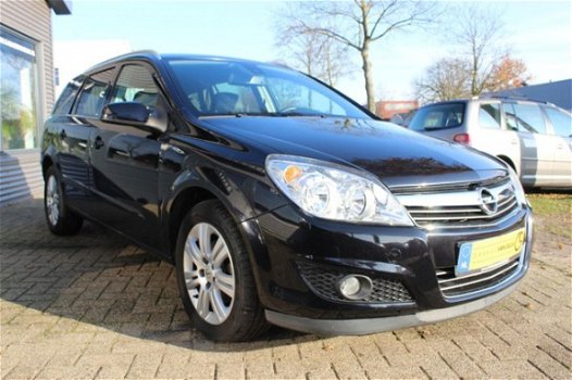 Opel Astra - 1.6 116PK Cosmo Clima, Cruise, Pdc, H/Leder - 1