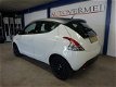 Lancia Y(psilon) - turbo 80pk S&S Elefantino Plus, airco, 5-drs, matgrijs dak wrap - 1 - Thumbnail