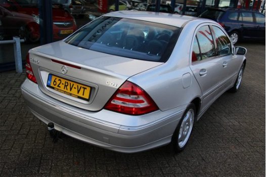 Mercedes-Benz C-klasse - 220 CDI Elegance | Navigatie | Trekhaak | Stoelverwarming | Half-leder | - 1