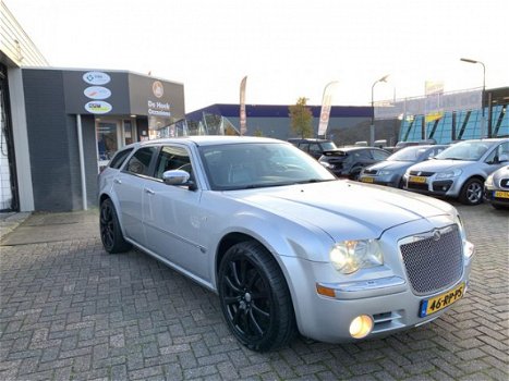 Chrysler 300C Touring - 3.5 V6 AWD Lpg Aut. Netjes 2e Eig - 1