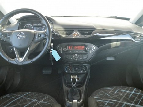 Opel Corsa - 1.4 Black Edition Automaat Cruise control / Airco / 16