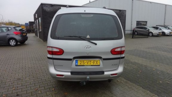 Hyundai H 200 - 2.5TD Luxe DC LWB 6seater - 1