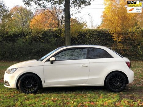 Audi A1 - 1.2 TFSI Ambition Pro Line Business airco sportvelgen stoelverwarming navi - 1