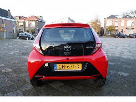 Toyota Aygo - 1.0 VVT-i x-play 5drs - 1