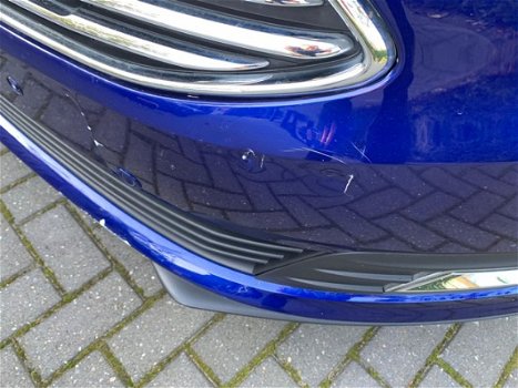 Ford C-Max - 1.0 Titanium met zeer lichte schade - 1