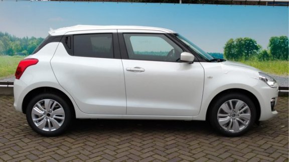 Suzuki Swift - 1.2 SELECT SHVS Airco | Multimediasysteem | Stoelverwarming Voorraadvoordeel, Rij bin - 1