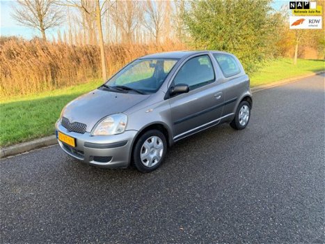 Toyota Yaris - 1.0 VVT-i Idols - 1