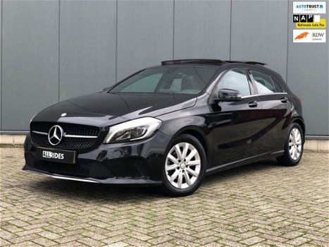 Mercedes-Benz A-klasse - 180 d Ambition AMG Night | PANO | NAVI | CRUISE CONTOL - 1