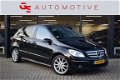 Mercedes-Benz B-klasse - 200 136PK met navi, airco, half leder, lmv, stoelvrw en trekhaak - 1 - Thumbnail