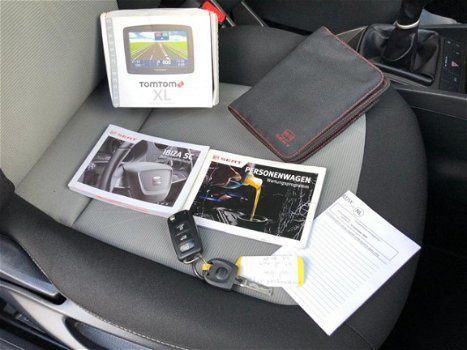 Seat Ibiza SC - 1.2 Style NAVI/PDC 2012 69dKM WIT - 1