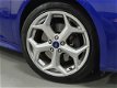 Ford Focus - 2.0 EcoBoost ST-3 -250PK-2014-Xenon-Recardo-18''LMV-parkeersensoren-stoelverwarming - 1 - Thumbnail