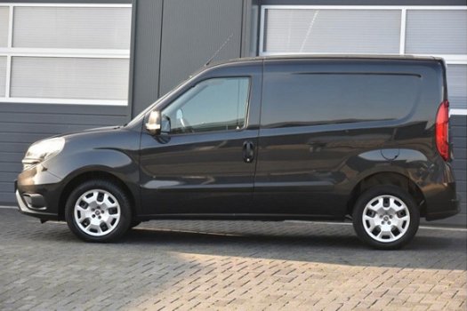 Fiat Doblò - 1.3 mj Airco PDC Nieuw Type € 106 P/m - 1