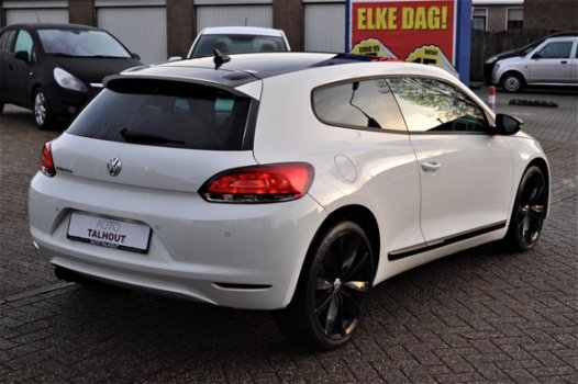 Volkswagen Scirocco - 1.4 TSI Highline 160PK 'XENON, NAVI, 18'', NW APK, NW OH-BEURT' - 1