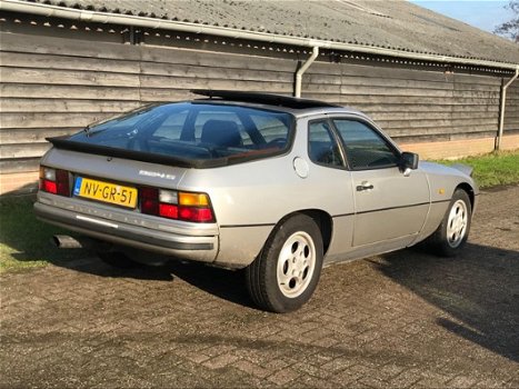 Porsche 924 - 2.5 S Coupé - 1