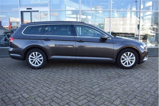 Volkswagen Passat Variant - 1.4 TSI ACT Comfortline NAVIGATIE | TREKHAAK | STOELVERW. | ALL SEASON | - 1