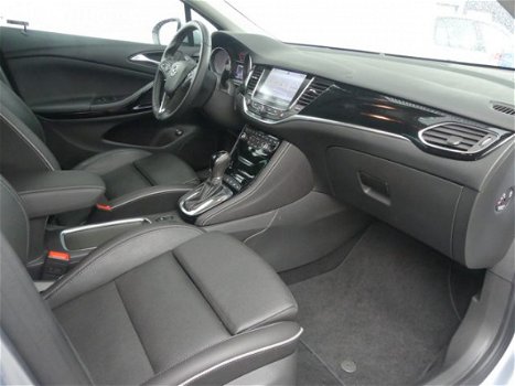 Opel Astra Sports Tourer - 1.4 150 pk Aut Innov Leder | Navigatie | Camera - 1
