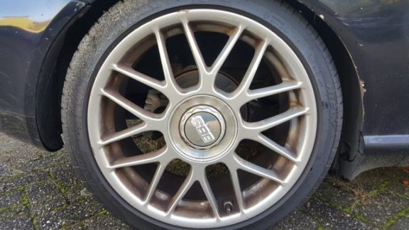 Audi A3 - 1.8 5V Turbo Ambiente Nieuwe banden 225/40R18 - 1