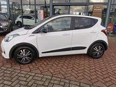 Hyundai i10 - 1.0i Comfort PURE van €16.745, - voor €13.995, - RIJKLAAR Unieke PURE uitvoering