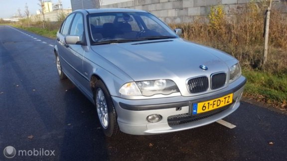 BMW 3-serie - 316i Executive/Airco/Trekhaak/Sportvelgen/apk/beurtje - 1