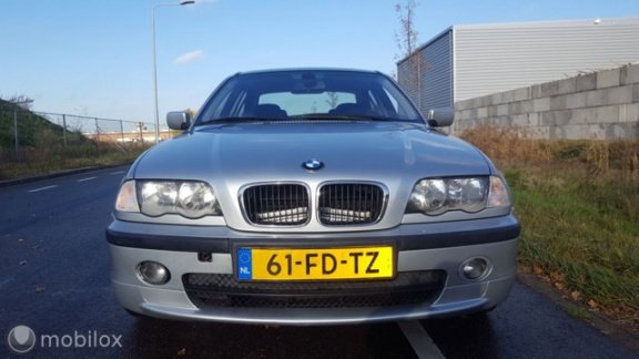 BMW 3-serie - 316i Executive/Airco/Trekhaak/Sportvelgen/apk/beurtje - 1