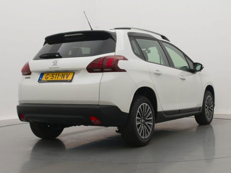 Peugeot 2008 - 1.2 82pk Active | Panoramadak | Navigatie | Parkeersensoren | Climate control | - 1