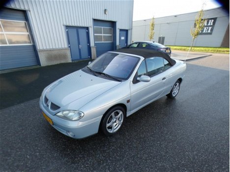 Renault Mégane Cabrio - 1.6-16V Sport / Airco / Elektrische ramen / Leuke auto - 1