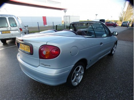 Renault Mégane Cabrio - 1.6-16V Sport / Airco / Elektrische ramen / Leuke auto - 1