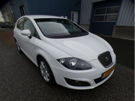 Seat Leon - 1.6 TDI Ecomotive Businessline COPA NAVI / PDC / CLIMA / CRUISE / ELEK RAMEN - 1