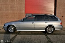 BMW 5-serie Touring - 520i Lifestyle Edition